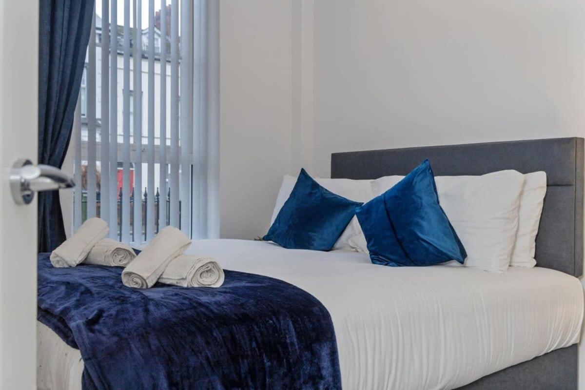 Contemporary 2 Bed Apartment -Belfast East Village Eksteriør bilde