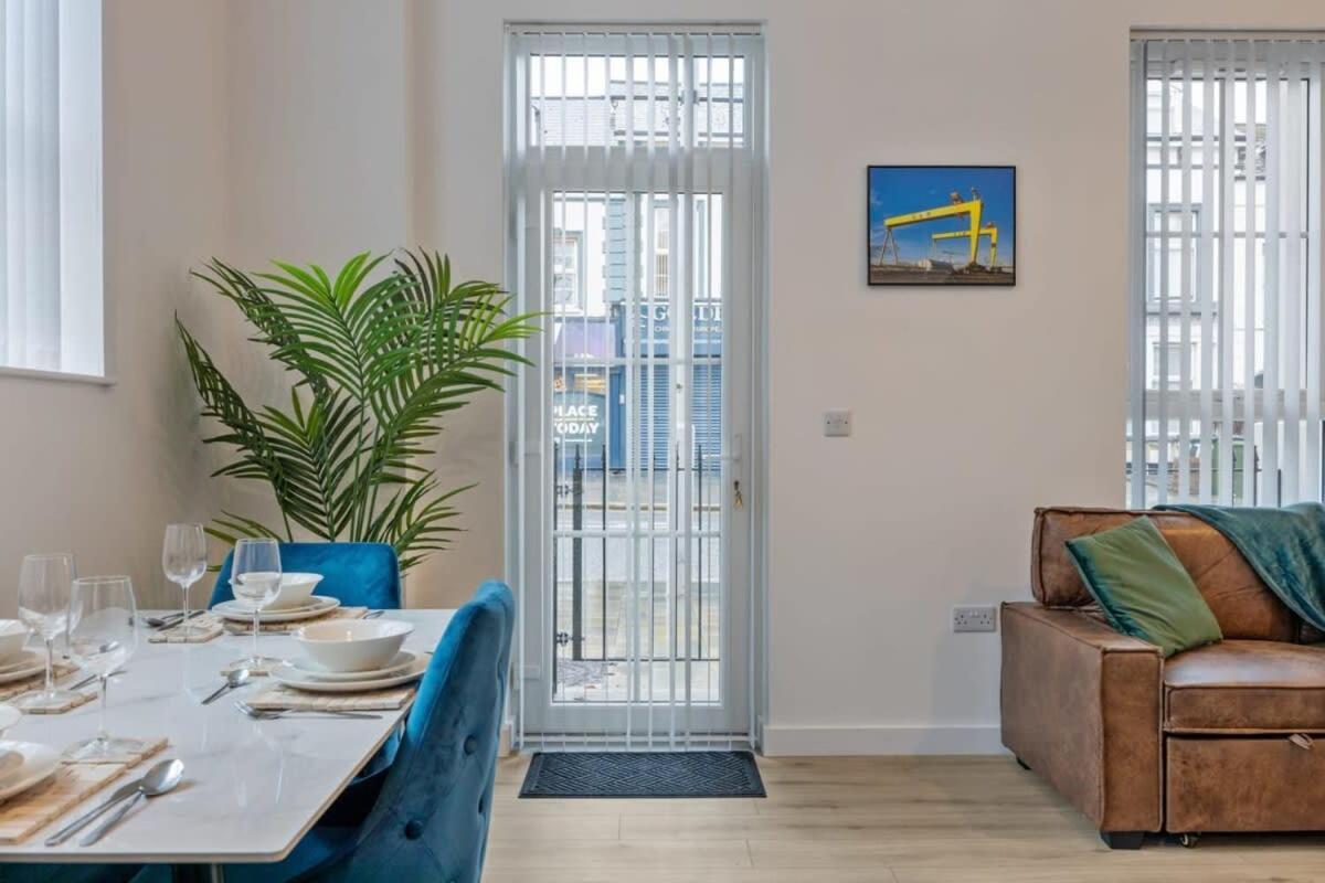 Contemporary 2 Bed Apartment -Belfast East Village Eksteriør bilde